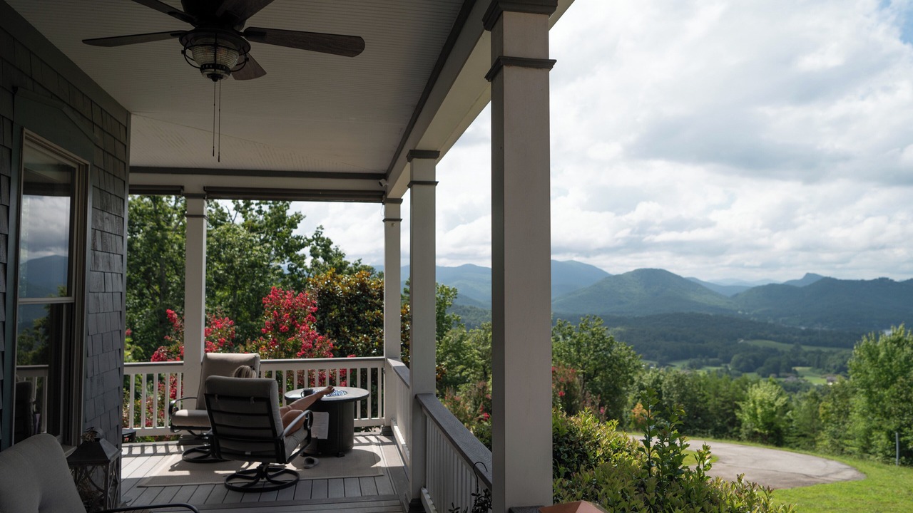 Photo of Outdoor in Hayesville