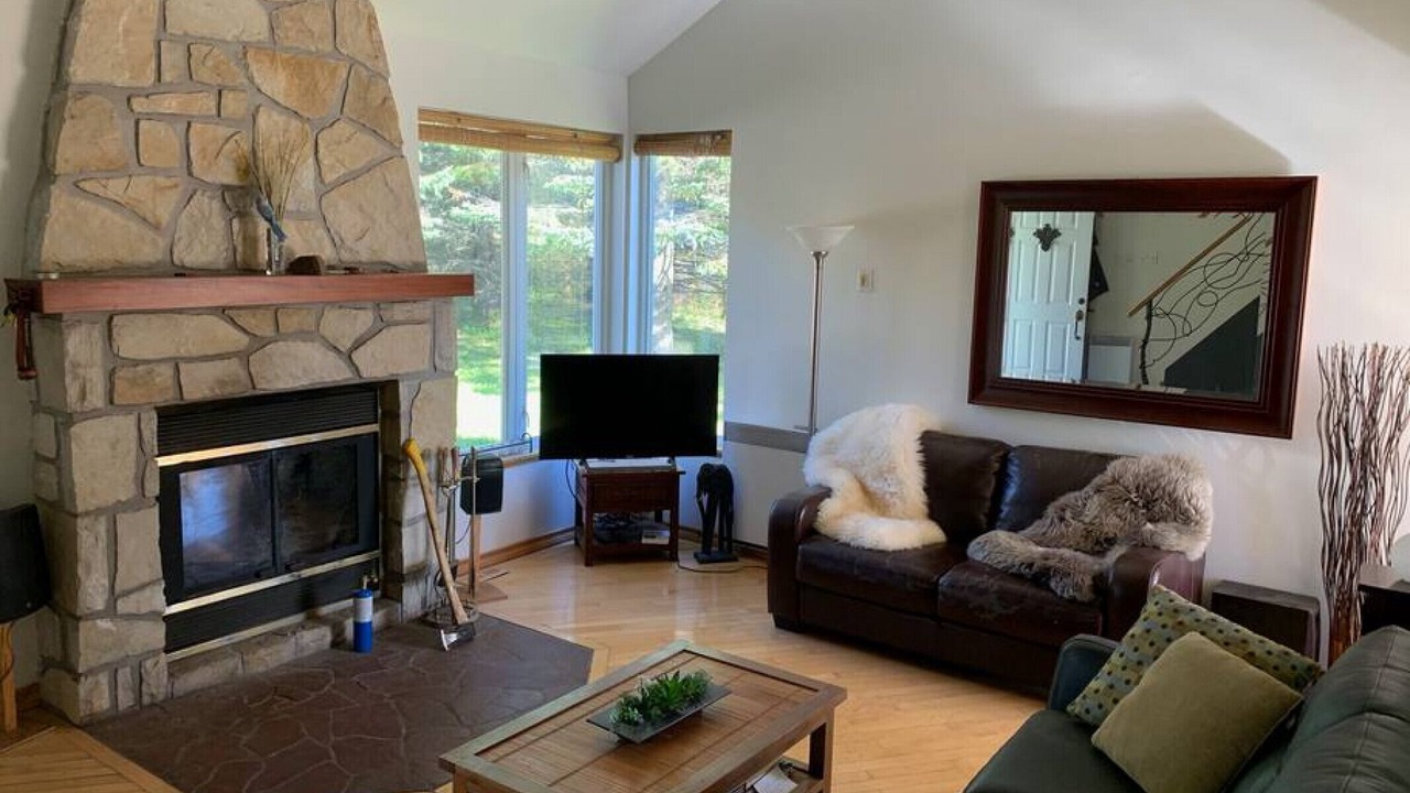 Photo of Livingroom in Saint-Brigitte-de-Laval