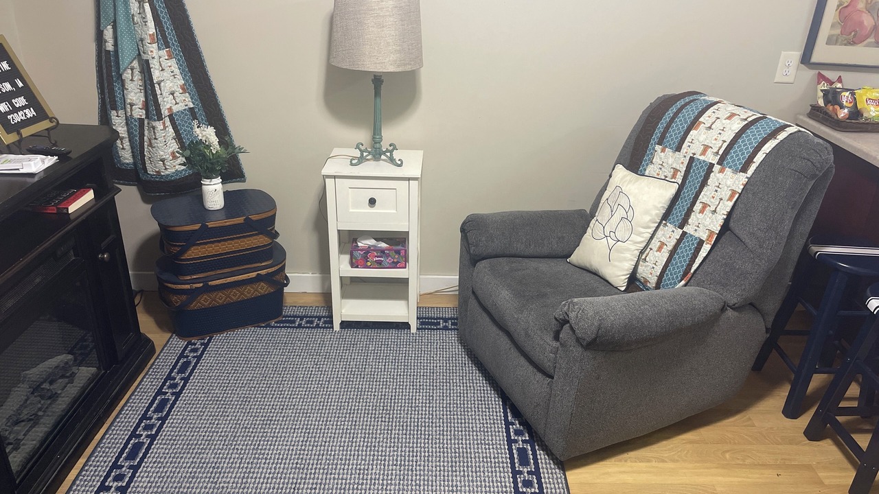 Photo of Livingroom in Thompson