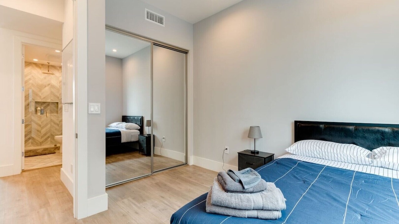 Photo of Bedroom in Mid City