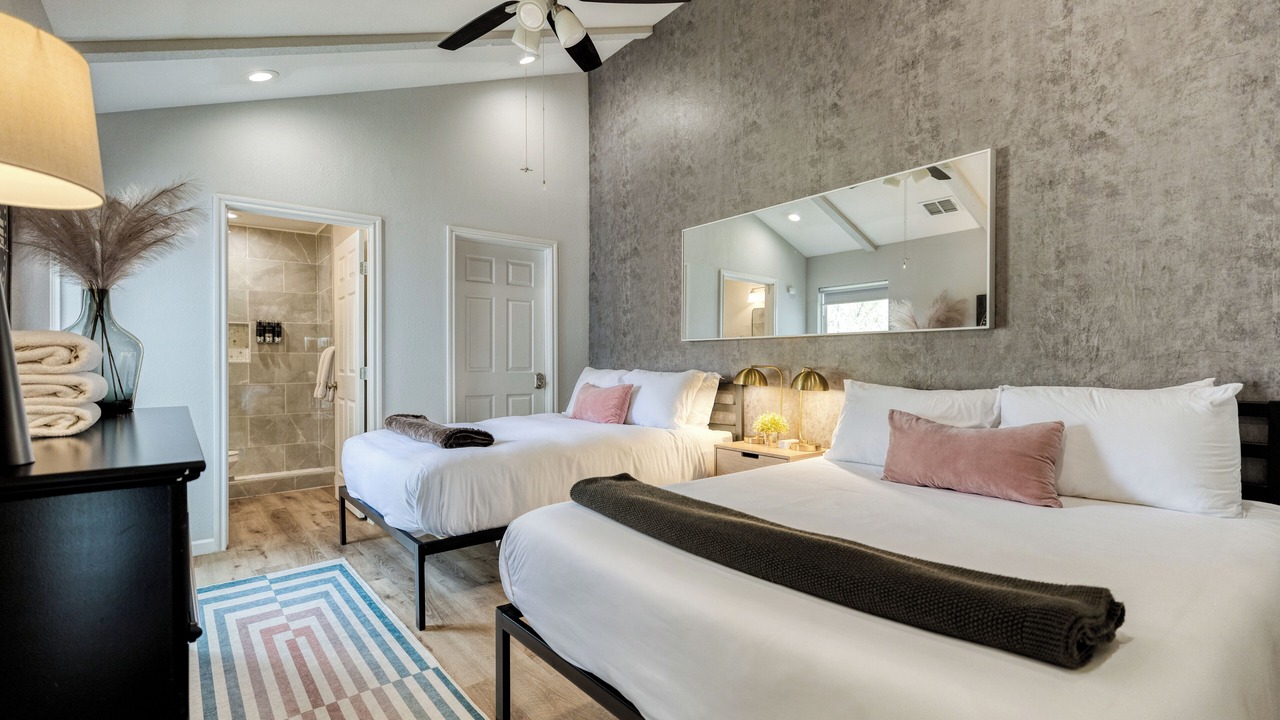 Photo of Bedroom in Franklin Park