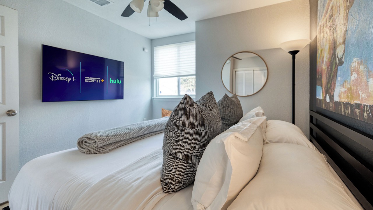 Photo of Bedroom in Franklin Park