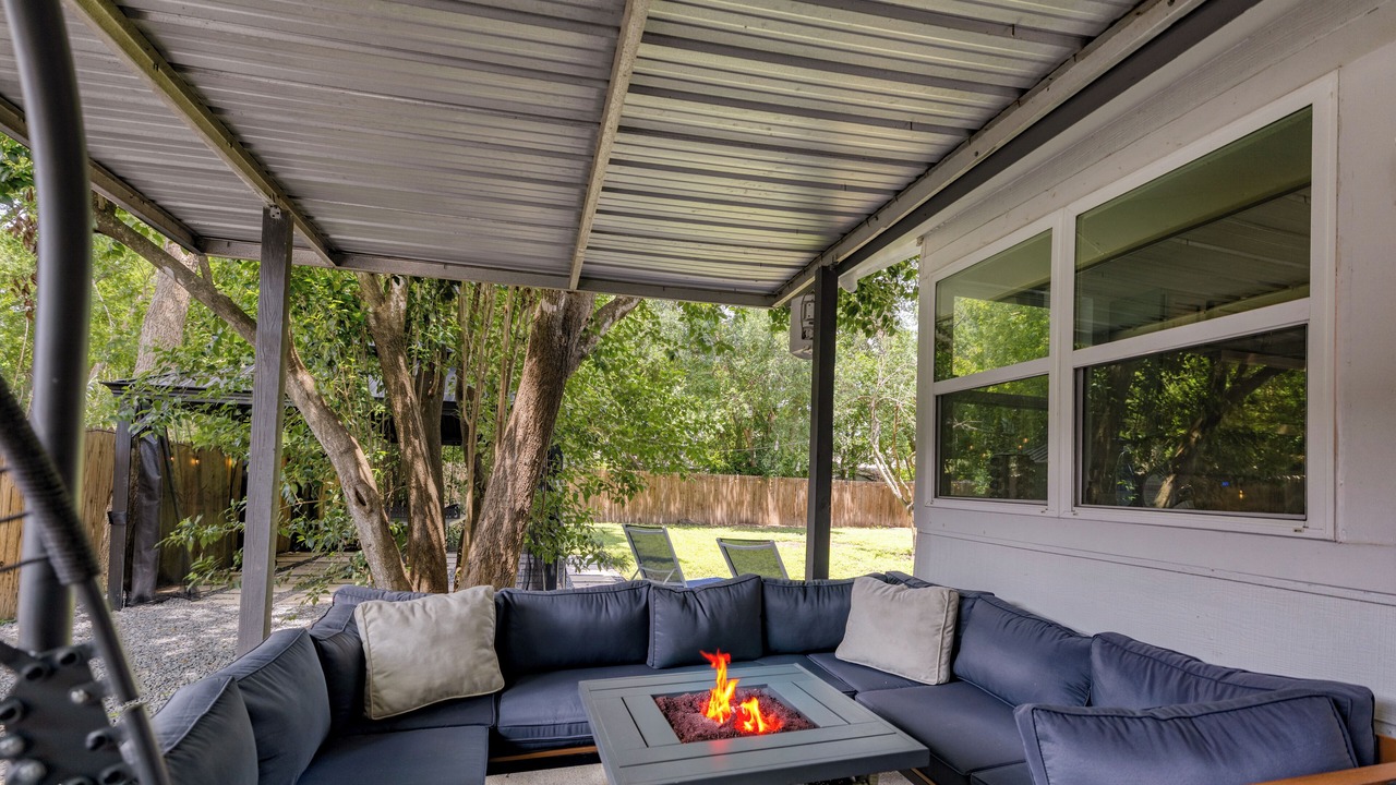 Photo of Patio Balcony in Franklin Park