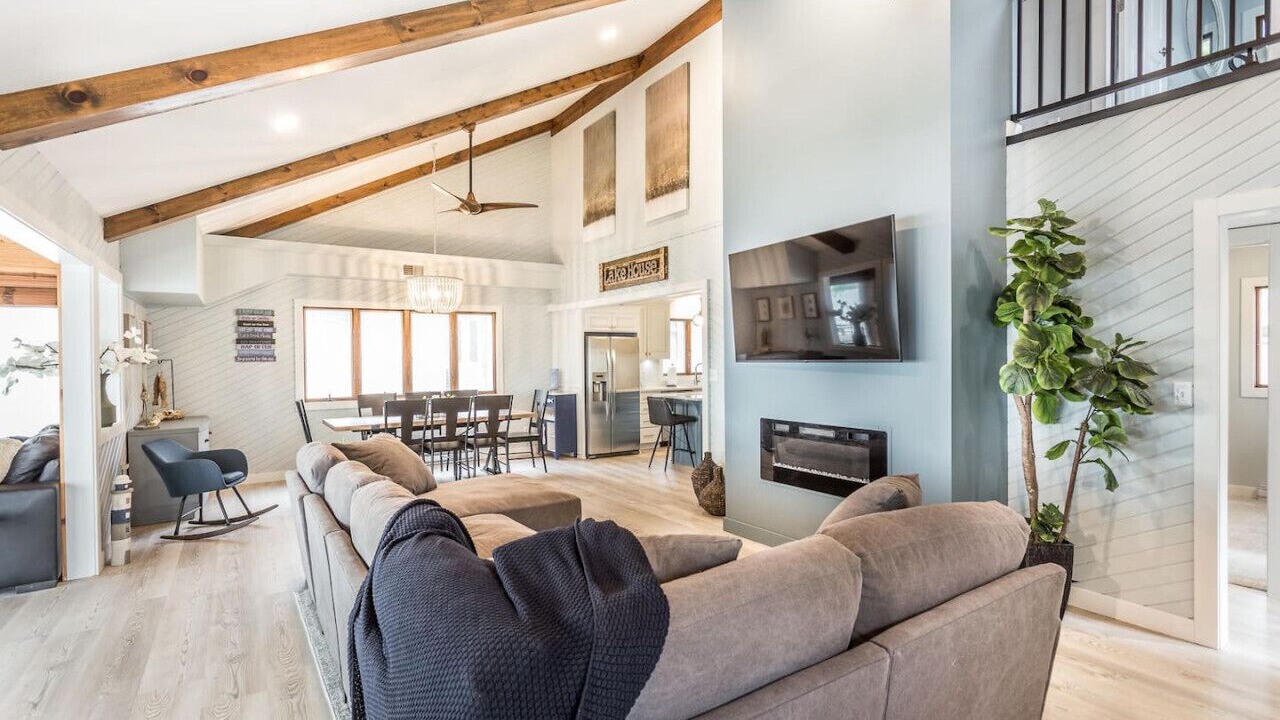 Photo of Livingroom in Spirit Lake