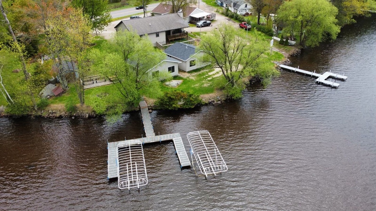 Photo of Outdoor in Pelican Lake