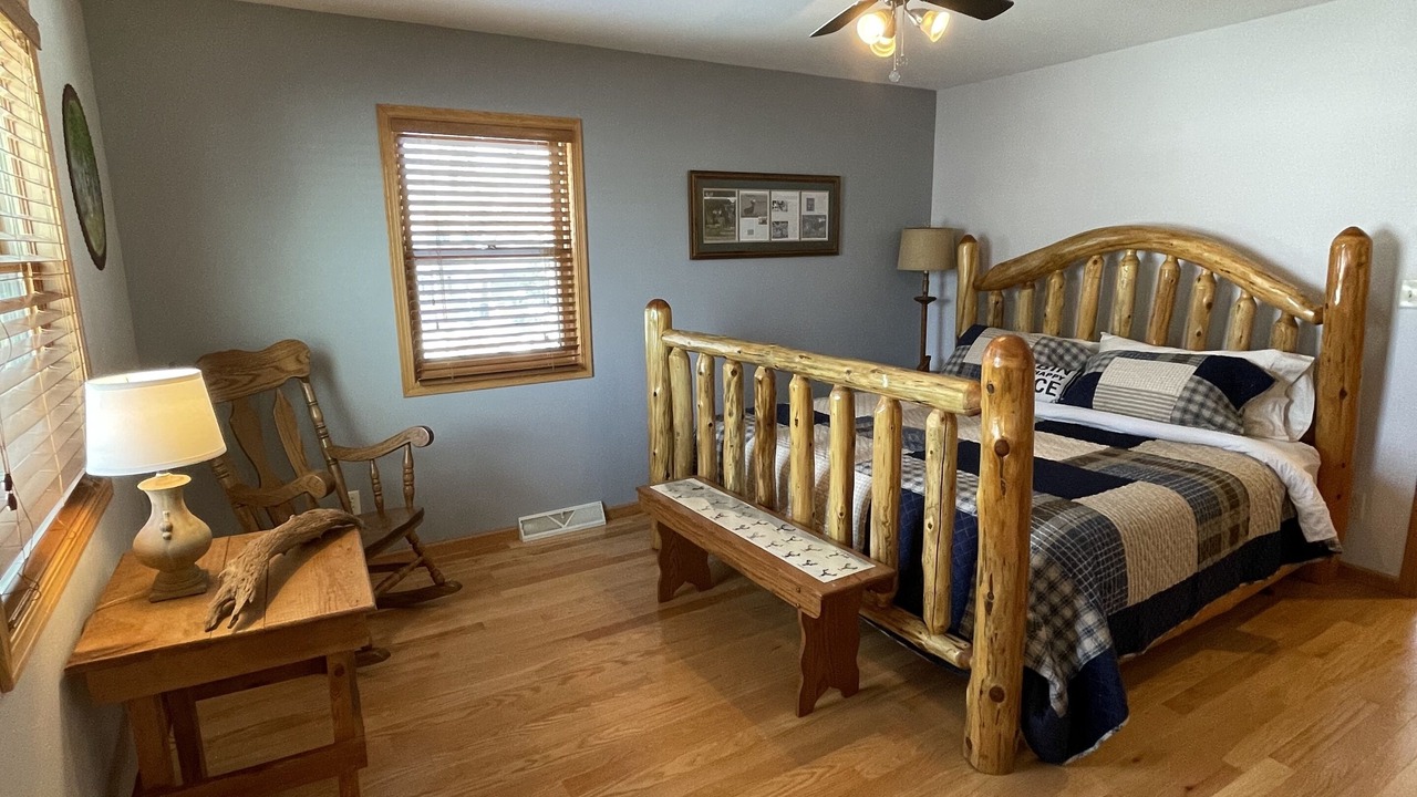 Photo of Bathroom in Pelican Lake
