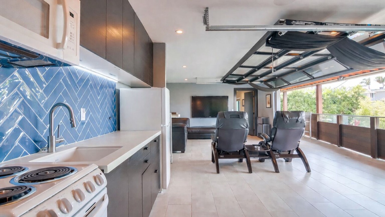 Photo of Bedroom in Sunset Cliffs