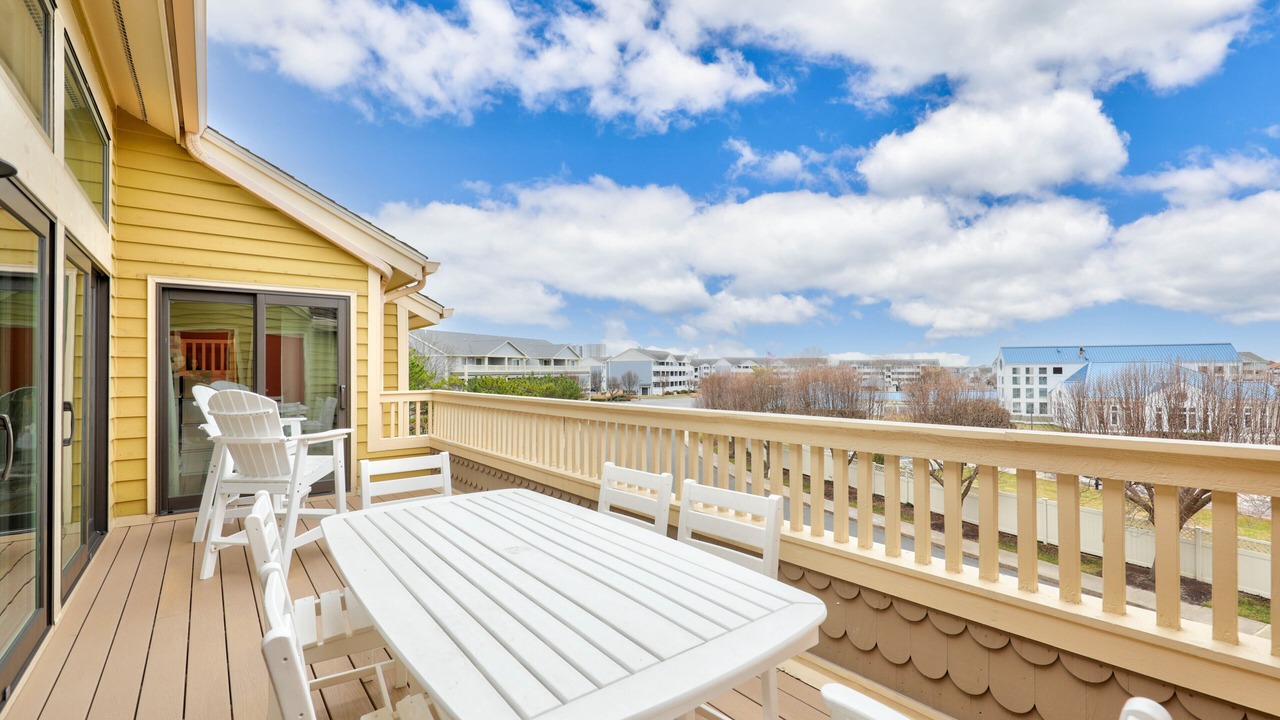 Photo of Patio Balcony in Heron Harbour Isle