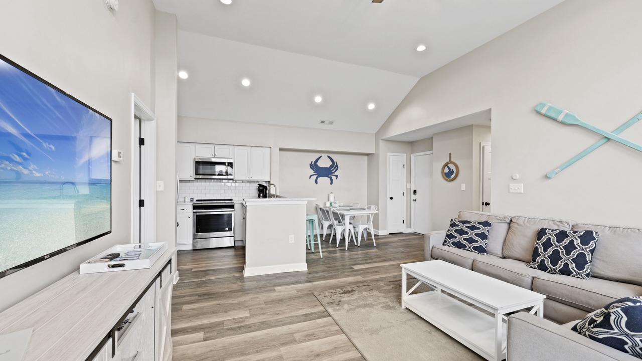 Photo of Livingroom in Heron Harbour Isle