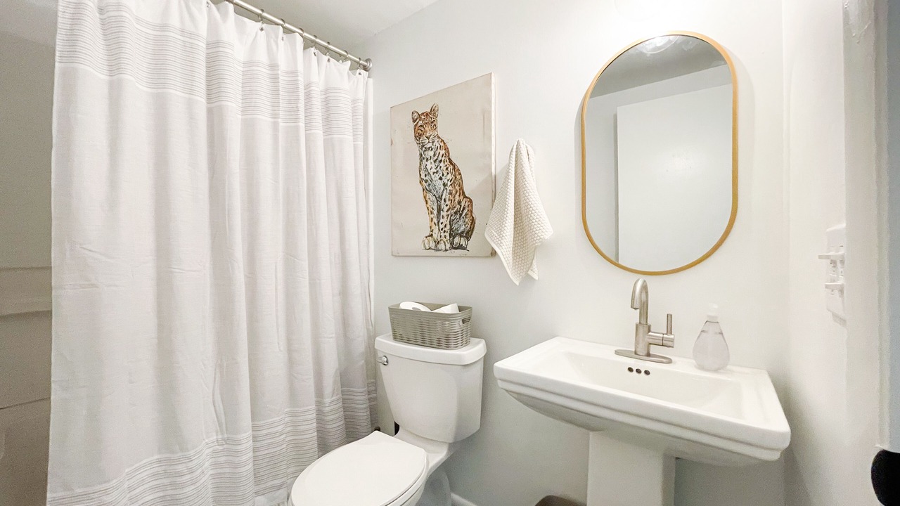 Photo of Bathroom in Green Valley