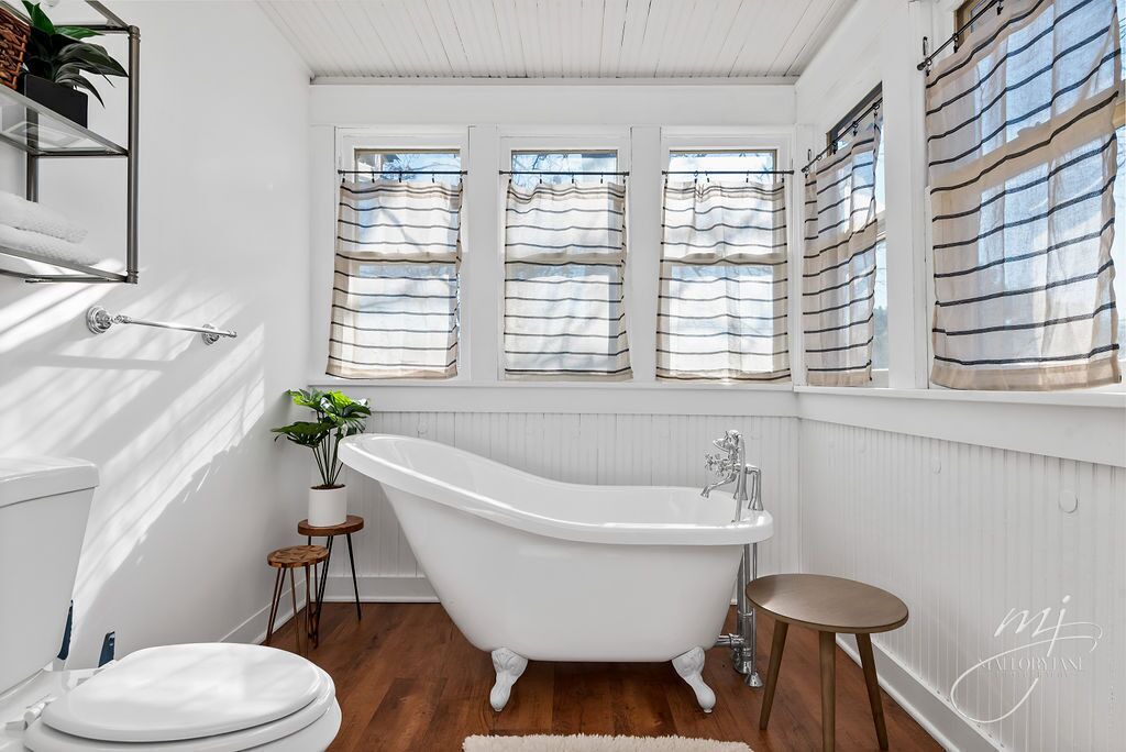 Photo of Bathroom in Harrison