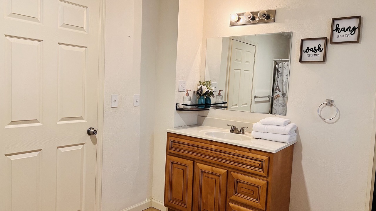 Photo of Bathroom in Grandview