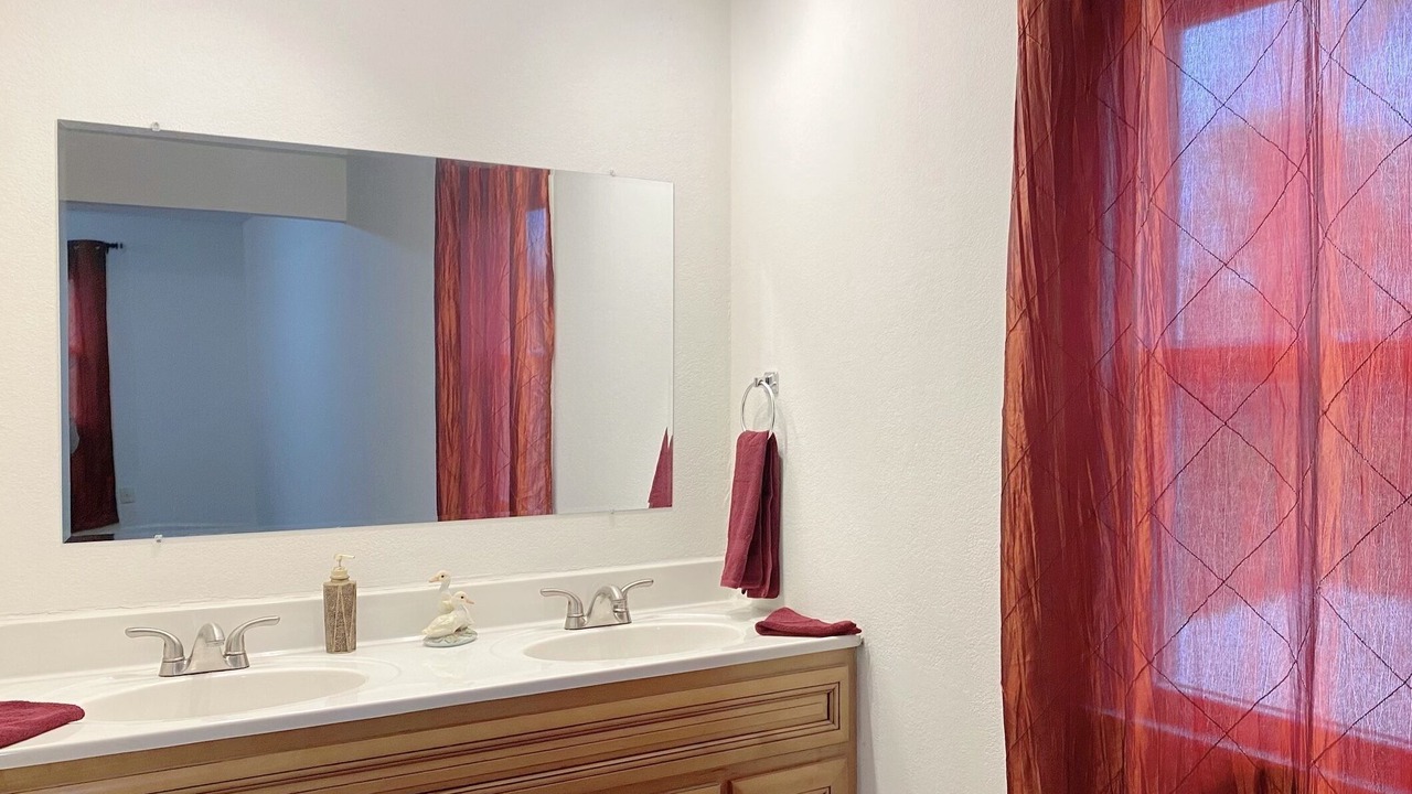 Photo of Bathroom in Grandview