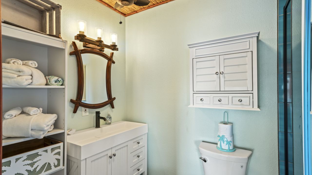 Photo of Bathroom in New Port Richey Estates