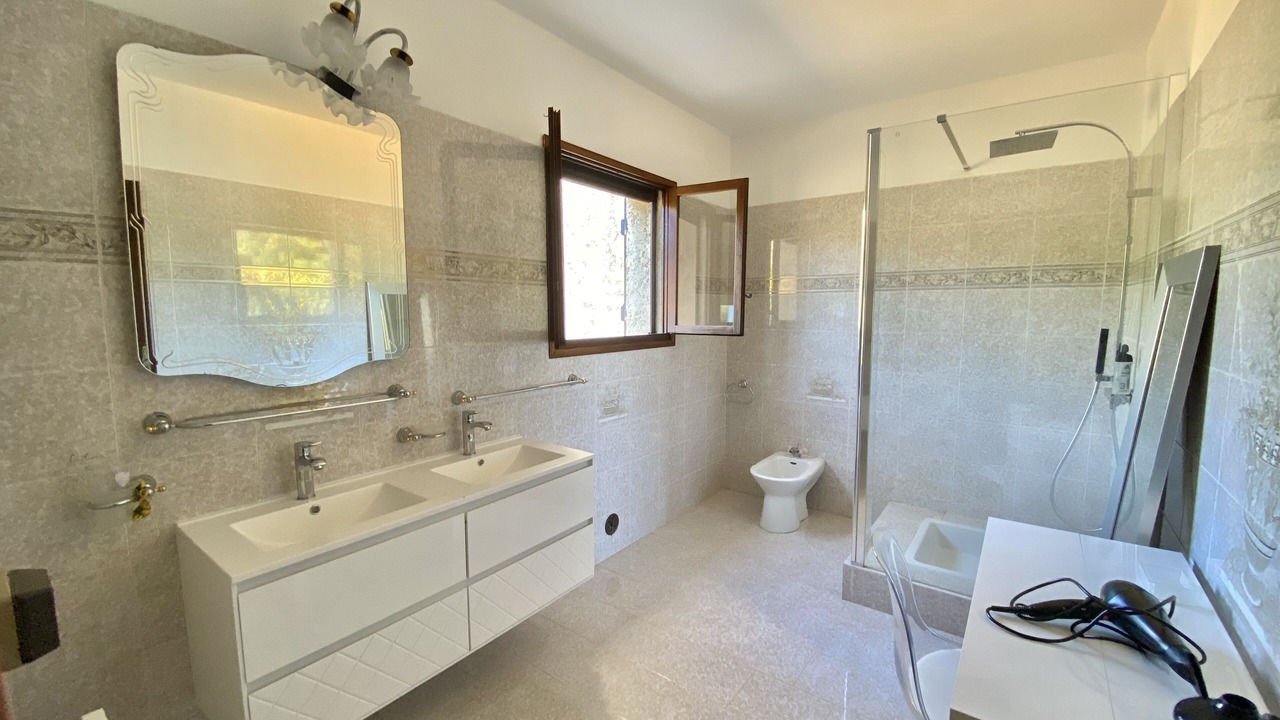 Photo of Bathroom in Valpaja