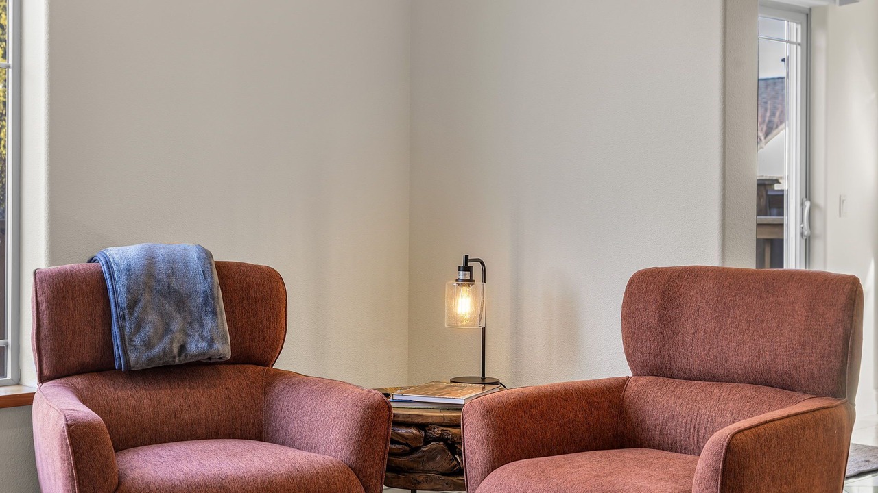 Photo of Others in Larkspur