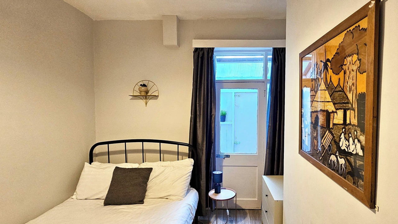 Photo of Bedroom in Cathays