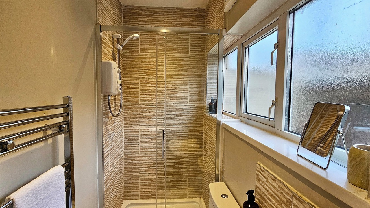 Photo of Bathroom in Cathays