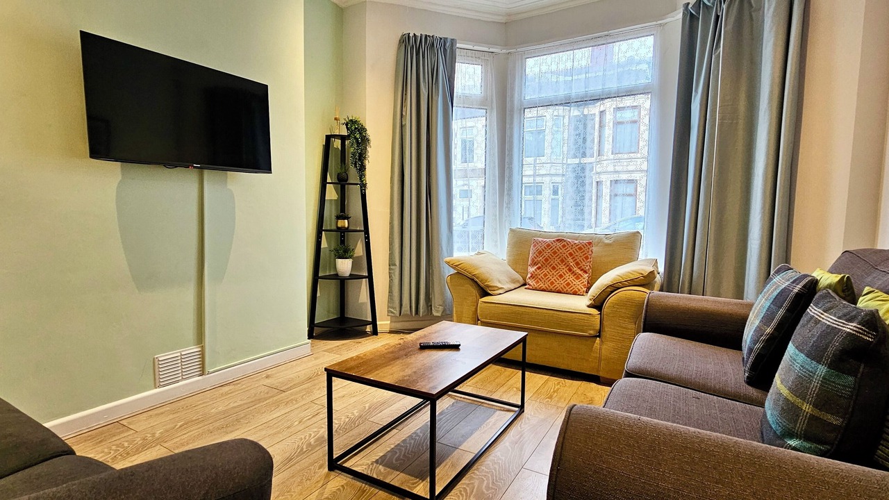 Photo of Livingroom in Cathays