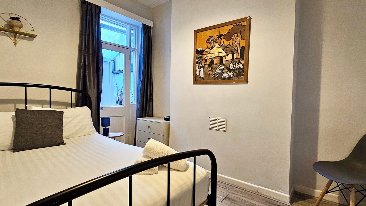 Photo of Bedroom in Cathays