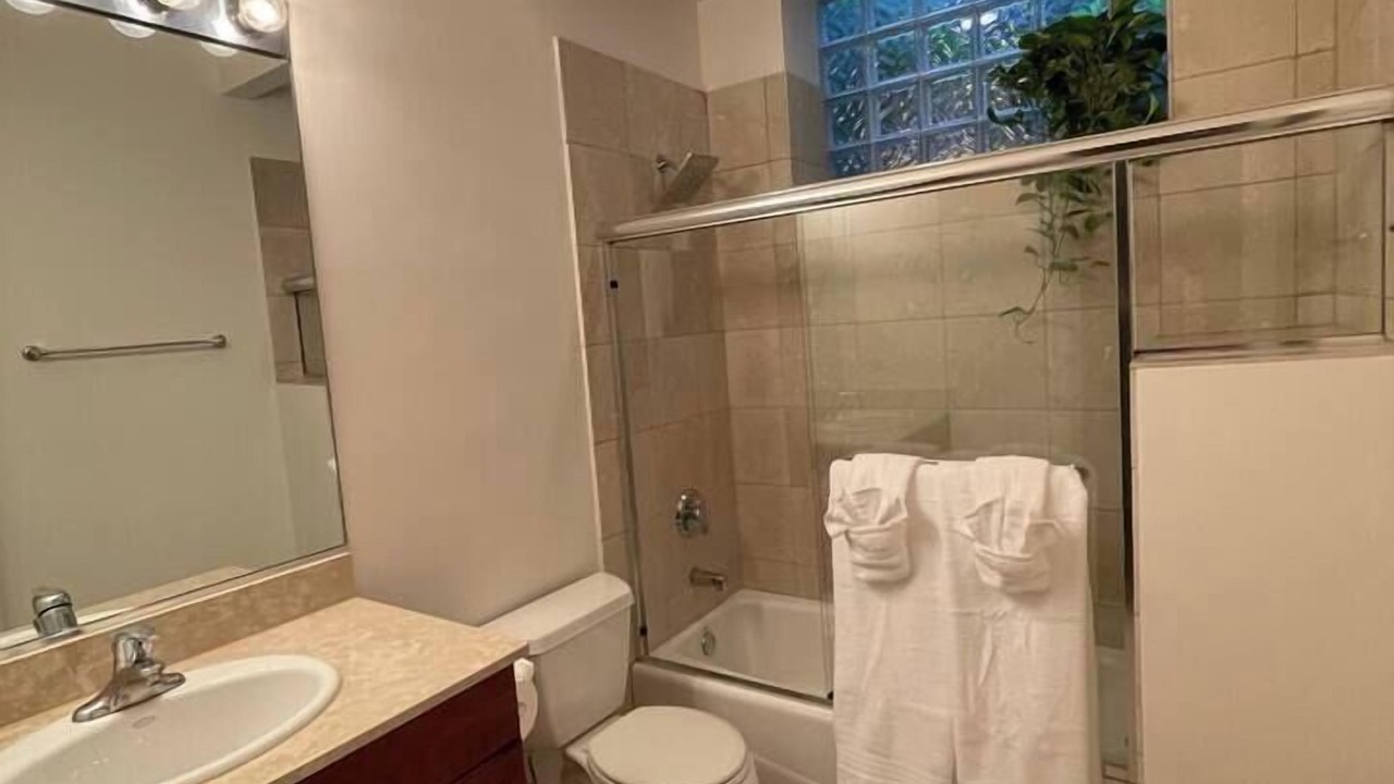 Photo of Bathroom in West Town