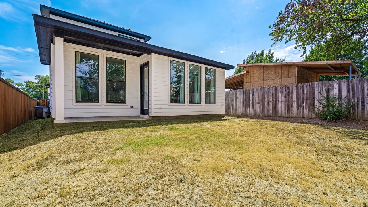 Photo of Outdoor in West Dallas