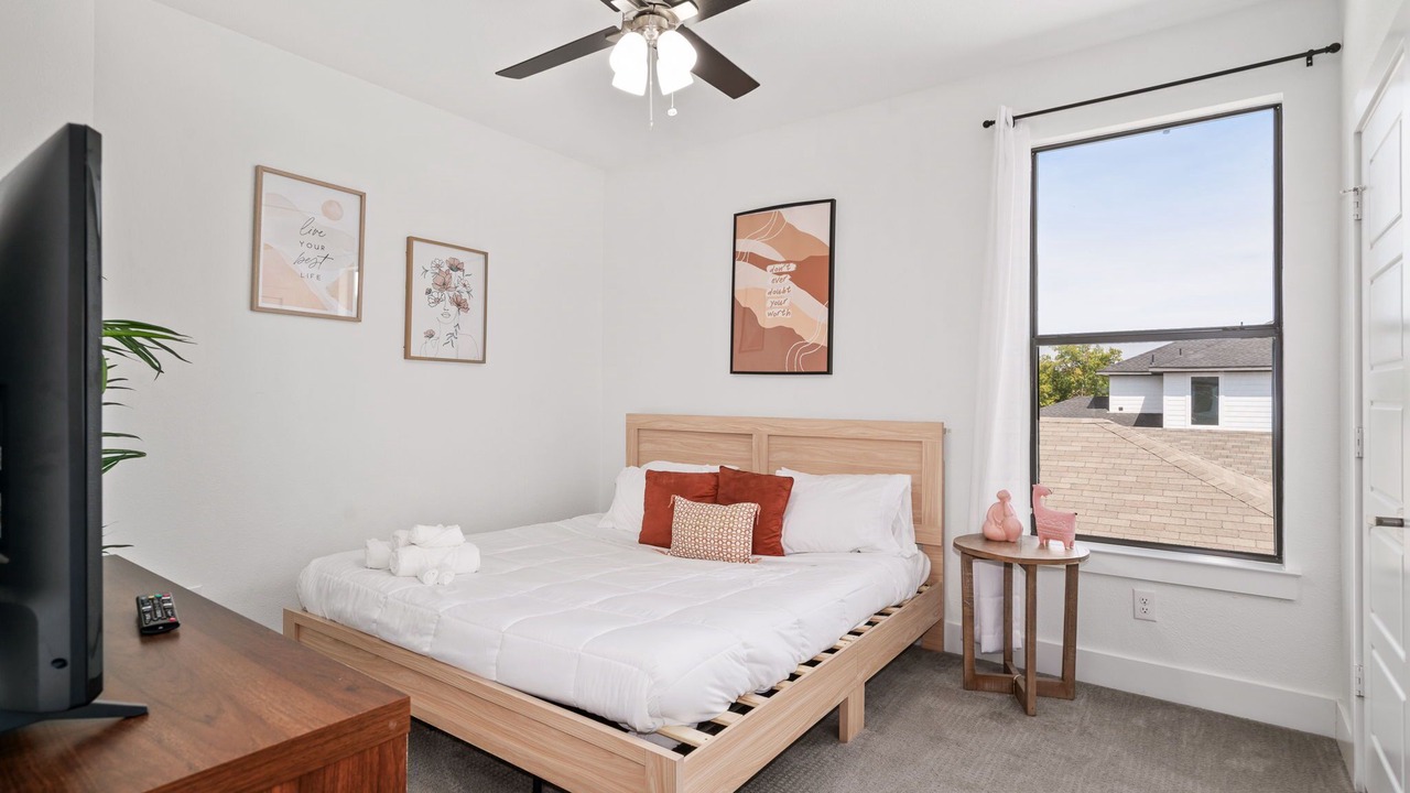 Photo of Bedroom in West Dallas