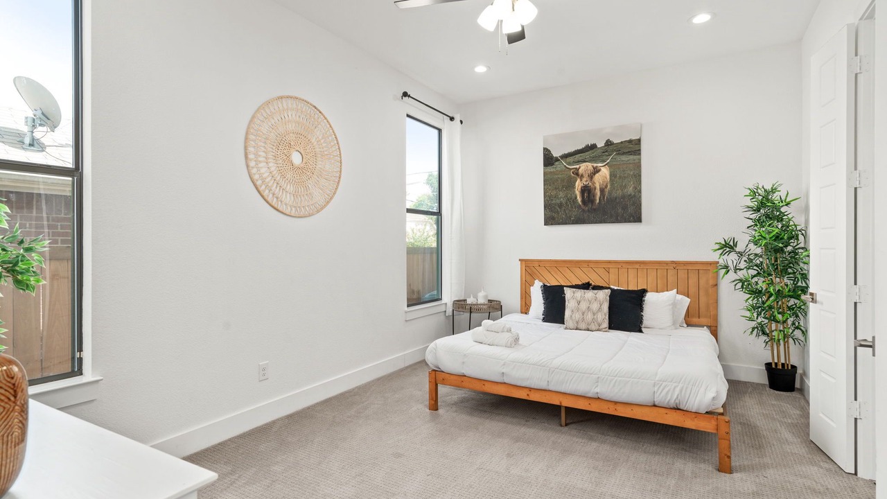 Photo of Bedroom in West Dallas