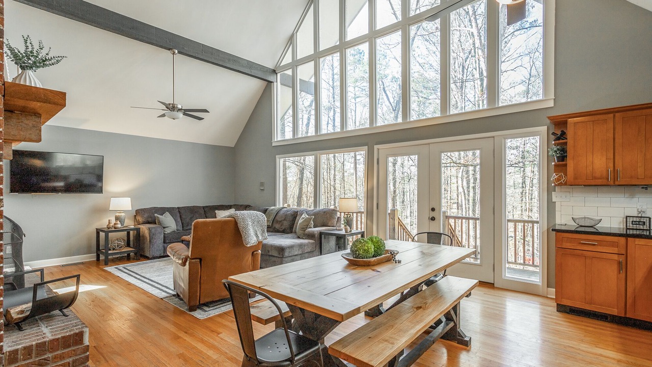 Photo of Others in Apison