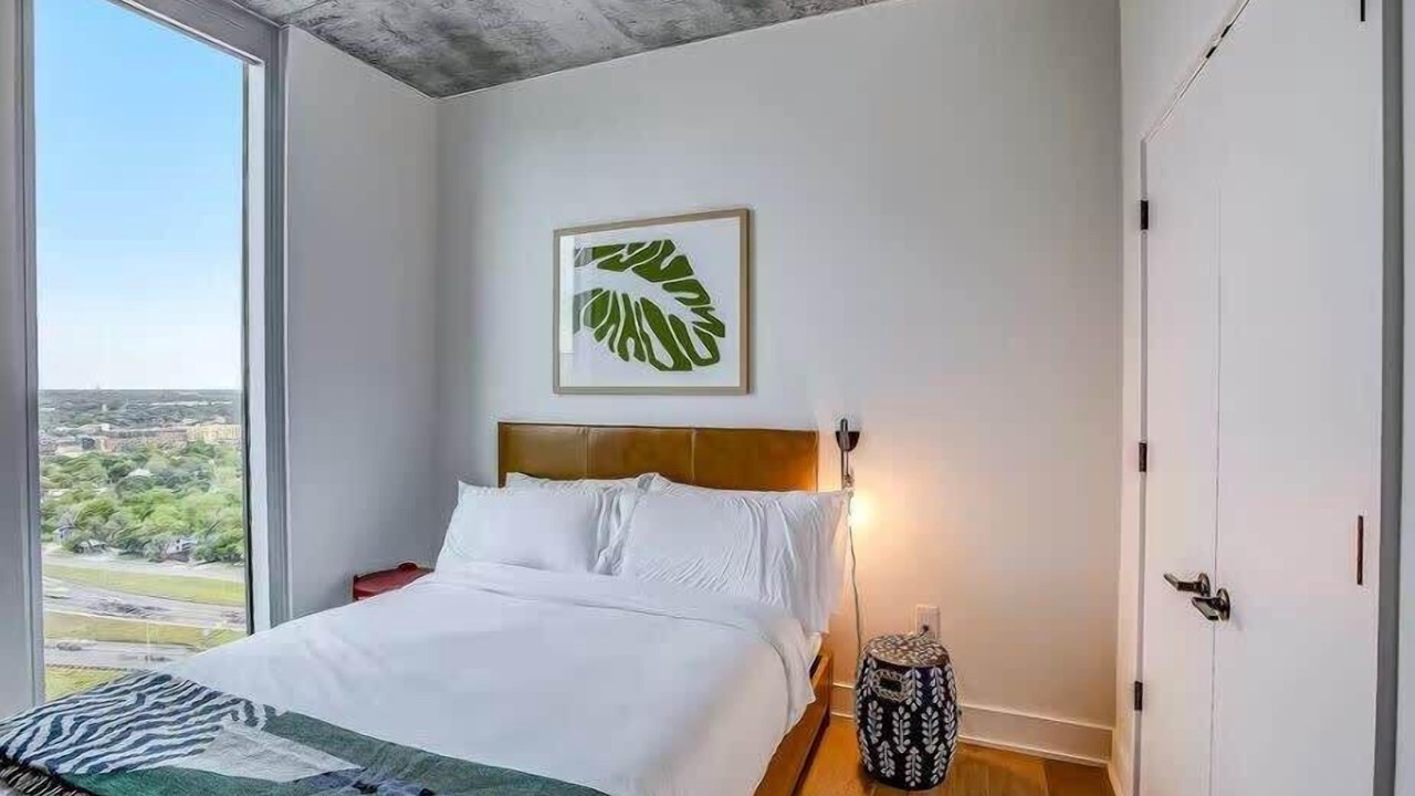 Photo of Bedroom in Rainey Street Historic District
