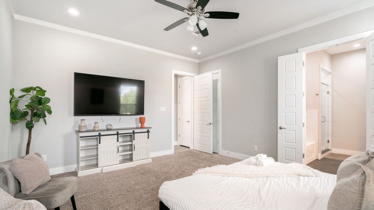 Photo of Bedroom in West Dallas