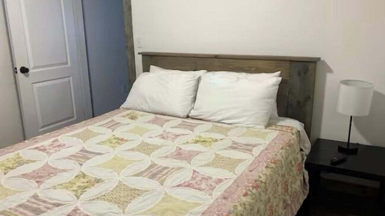 Photo of Bedroom in Aurora