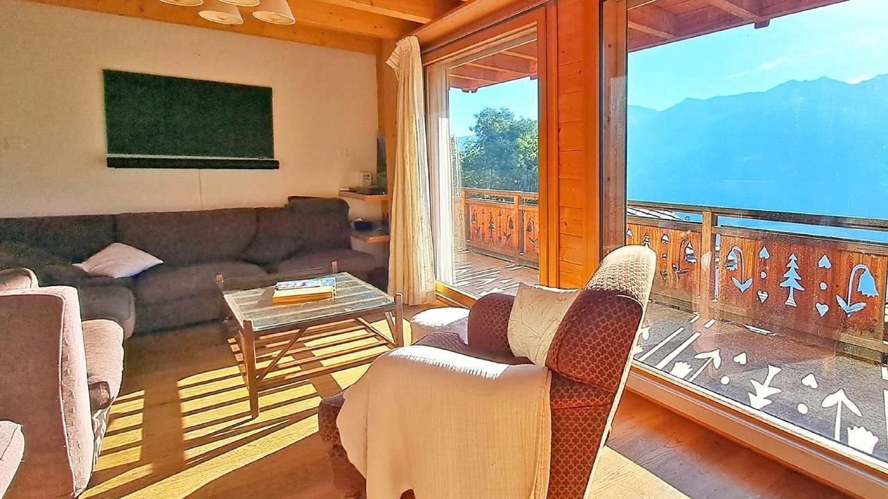 Photo of Livingroom in Heremence