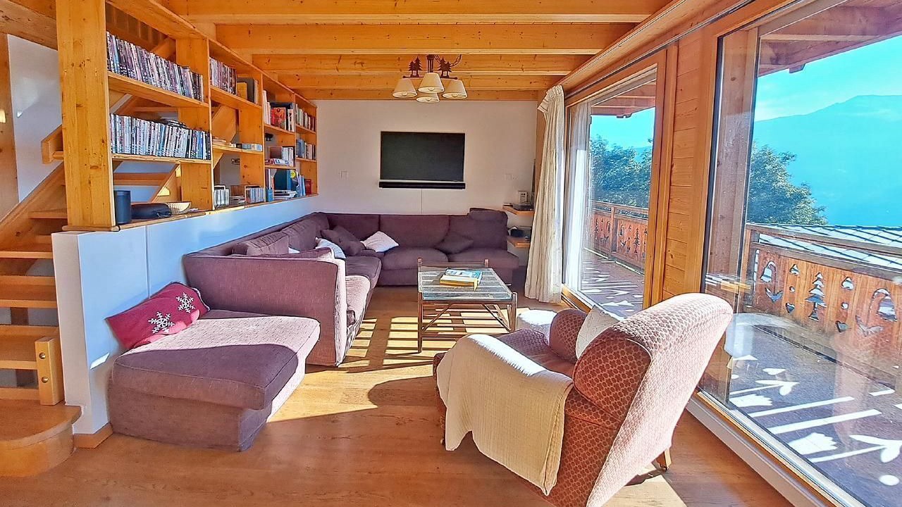Photo of Livingroom in Heremence