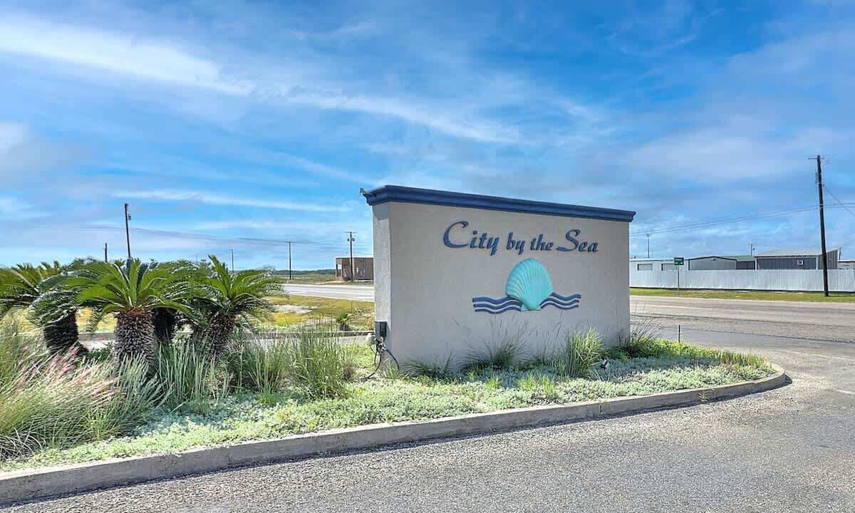 Photo of Others in City-by-the Sea