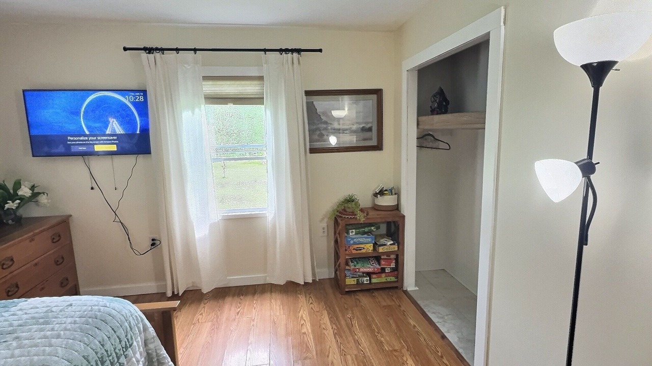 Photo of Bedroom in Mannsville