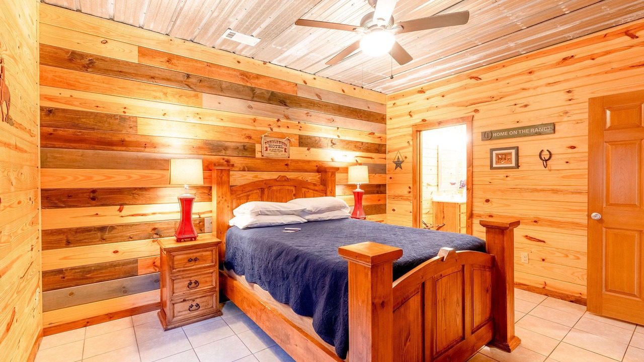 Photo of Bedroom in Edgemont