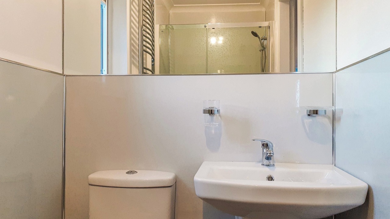 Photo of Bedroom in Harris