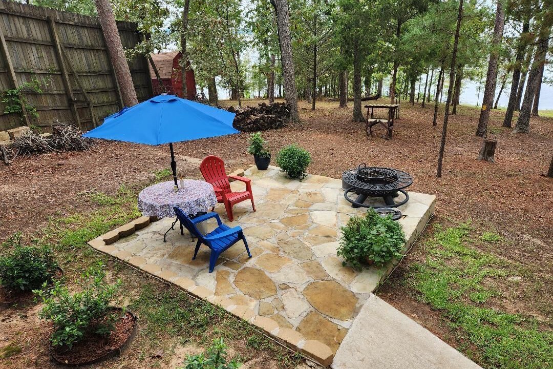 Photo of Outdoor in Avinger