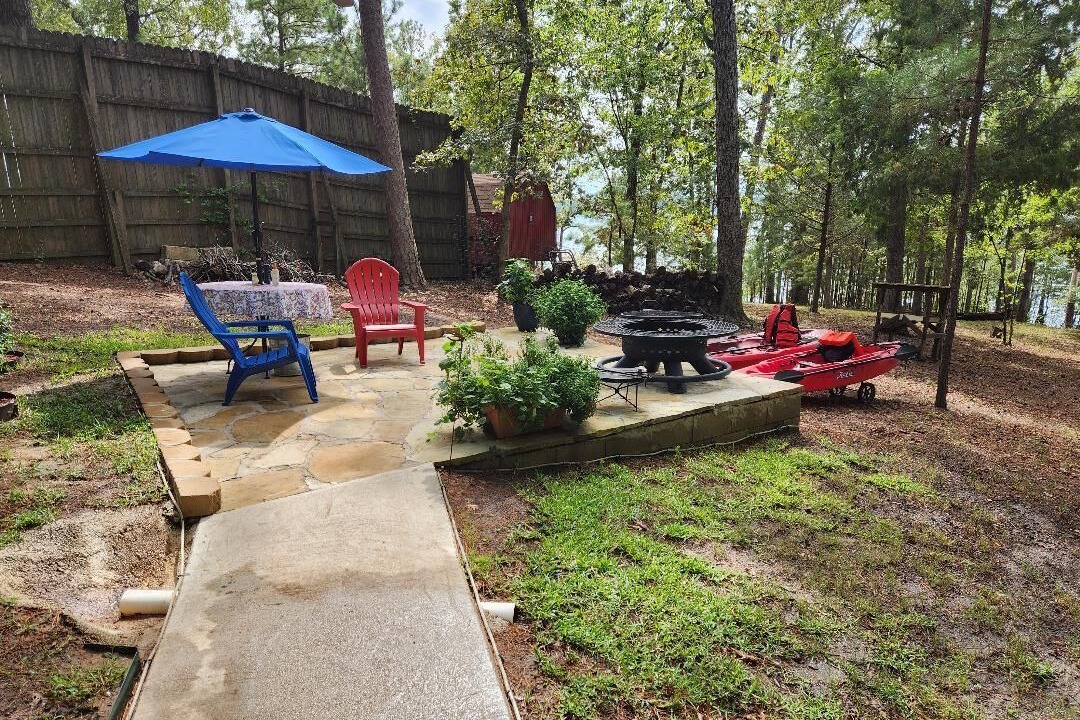 Photo of Outdoor in Avinger