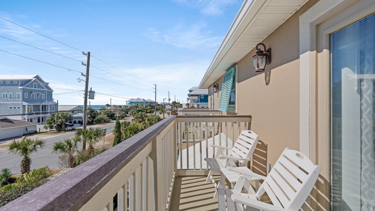 Photo of Patio Balcony in Kiska Beach