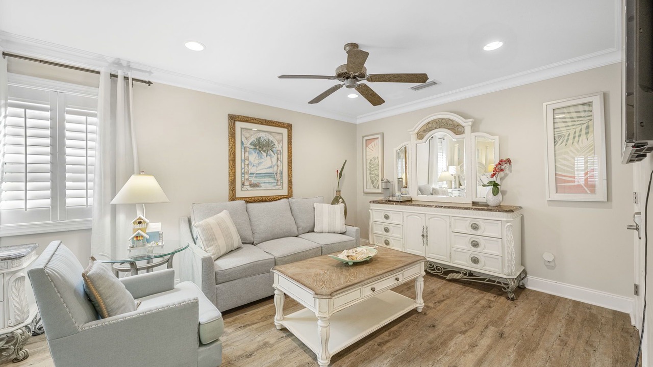 Photo of Livingroom in Kiska Beach