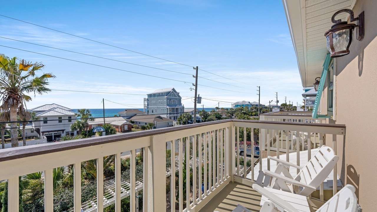 Photo of Patio Balcony in Kiska Beach
