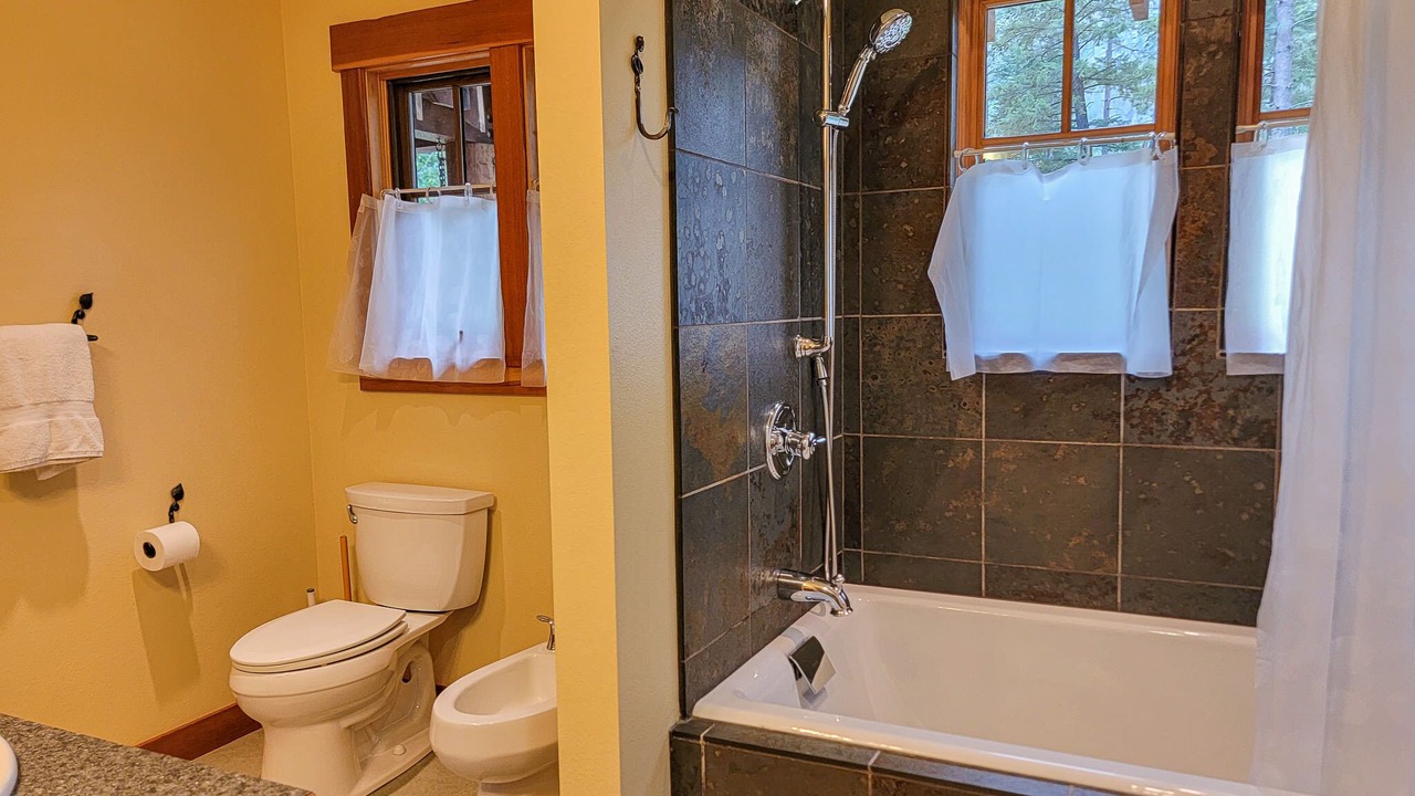 Photo of Bathroom in Mazama