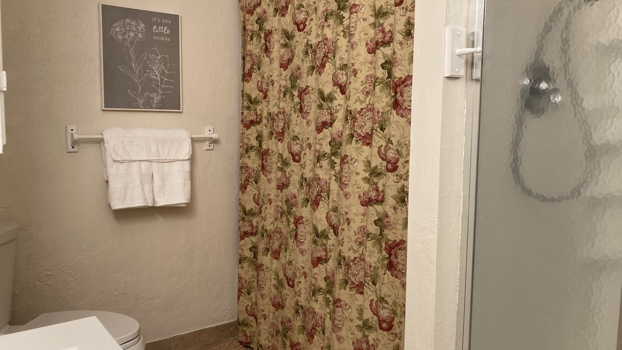 Photo of Bathroom in Oakhurst