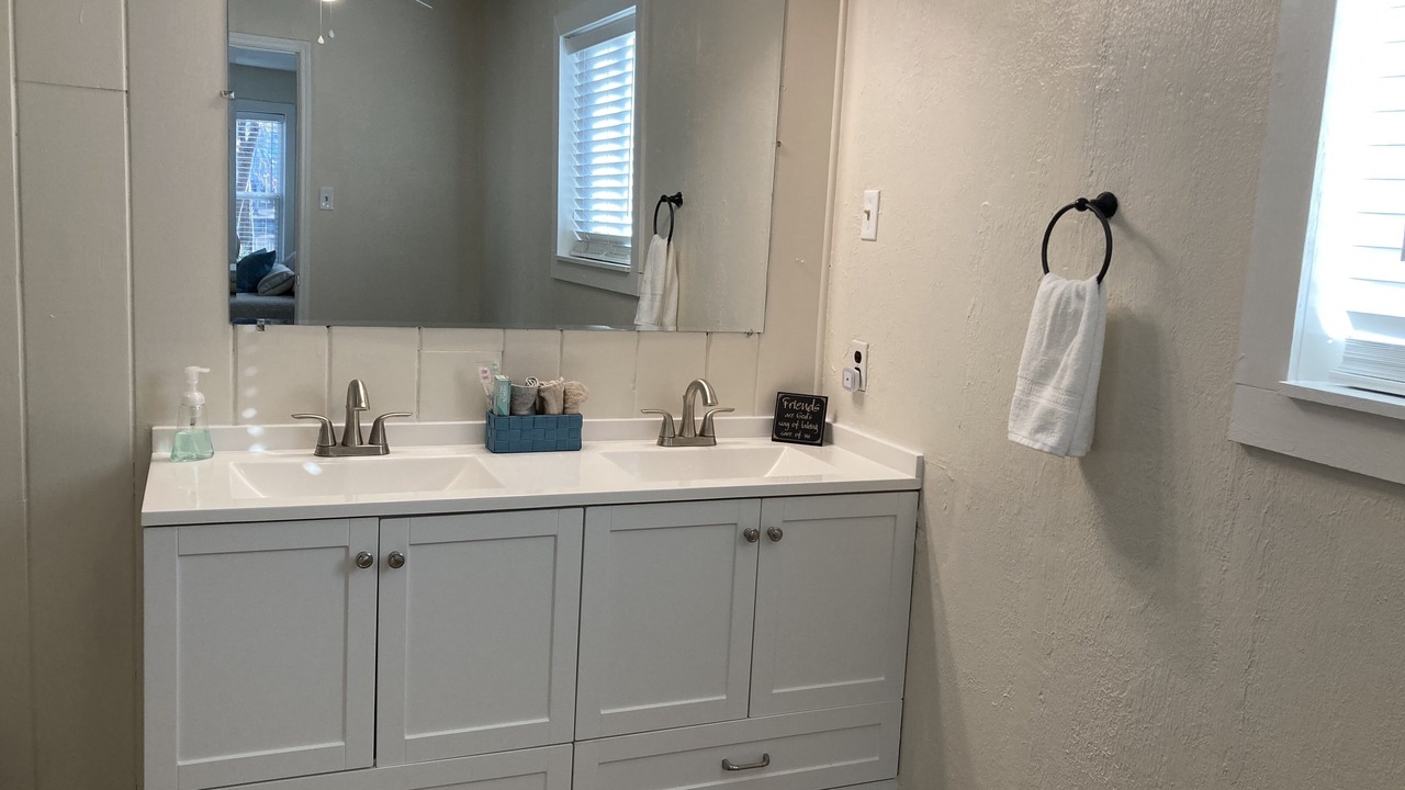 Photo of Bathroom in Oakhurst