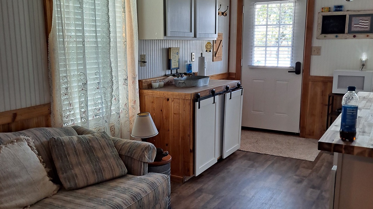 Photo of Livingroom in Gainesville