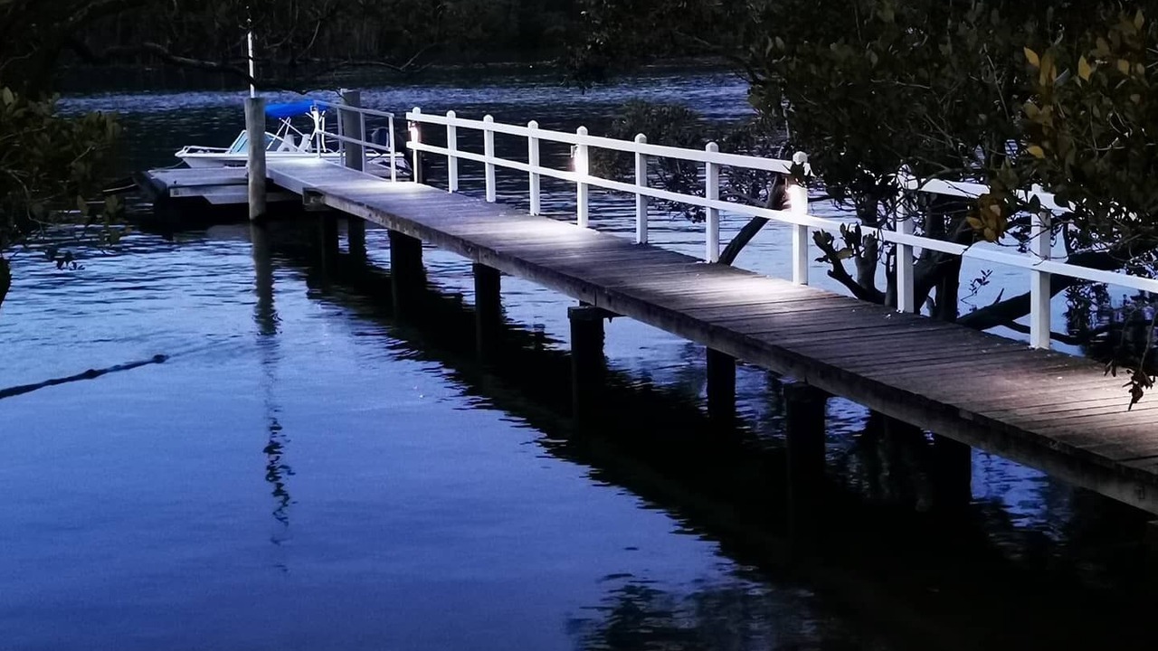 Photo of Others in Milsons Passage