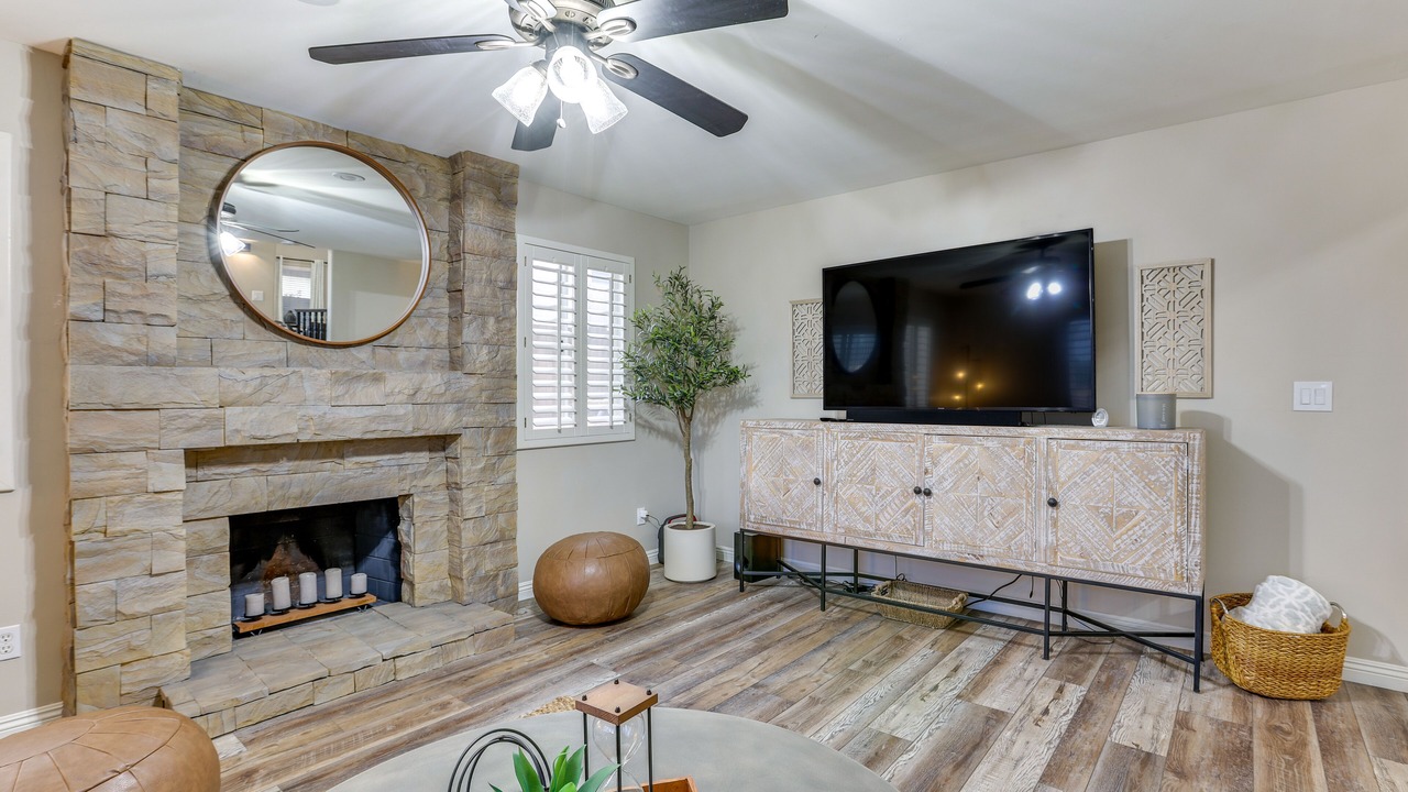 Photo of Livingroom in Arrowhead Ranch