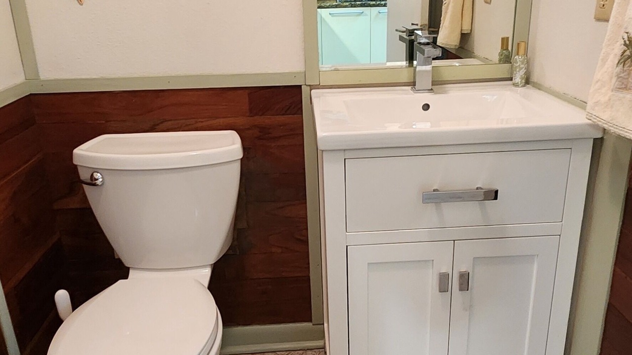 Photo of Bathroom in Islamorada